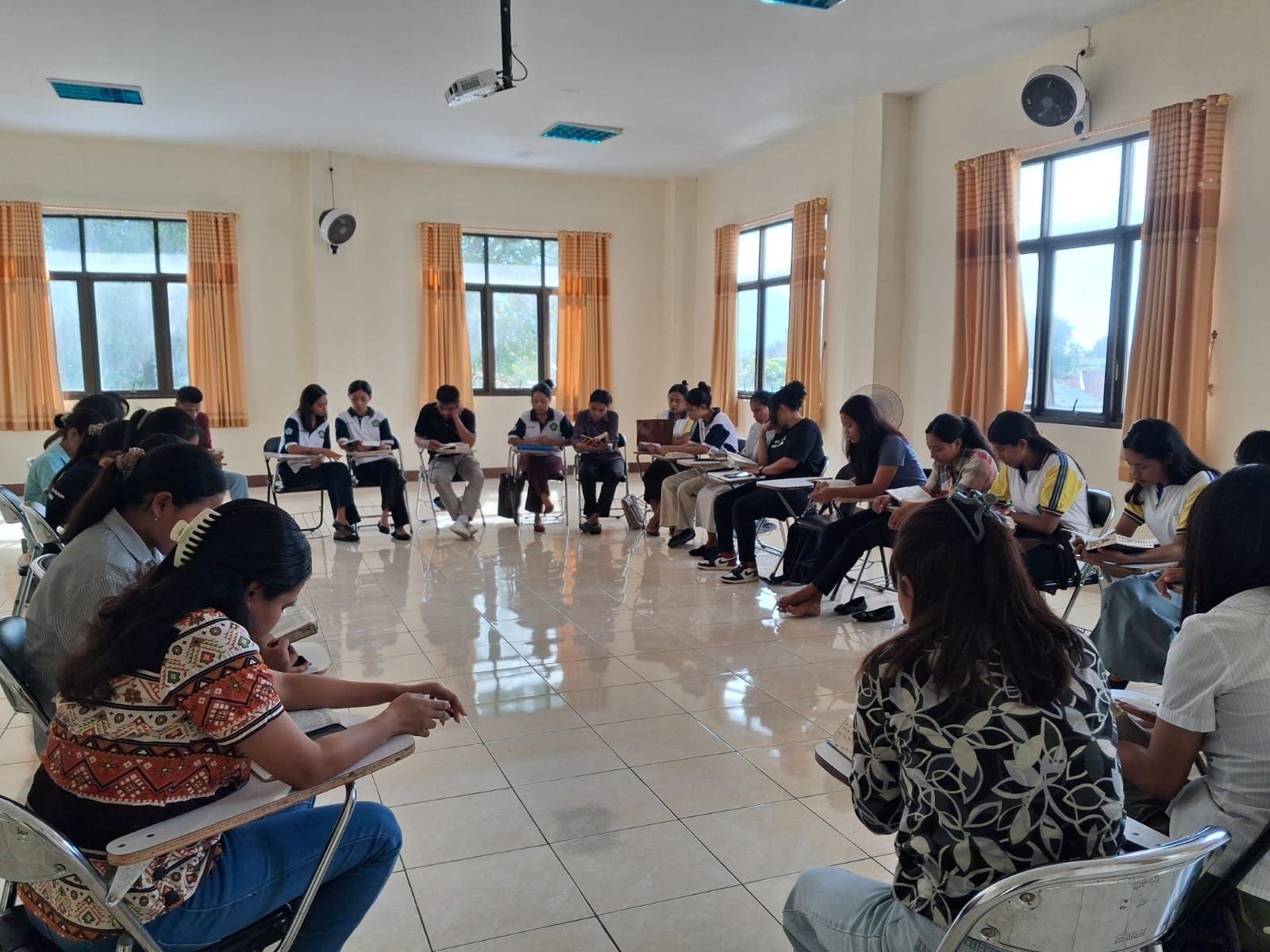 Perdalam Spiritualitas di Masa Prapaskah, Mahasiswa STPAR Ende Gelar Katekese Orang Muda